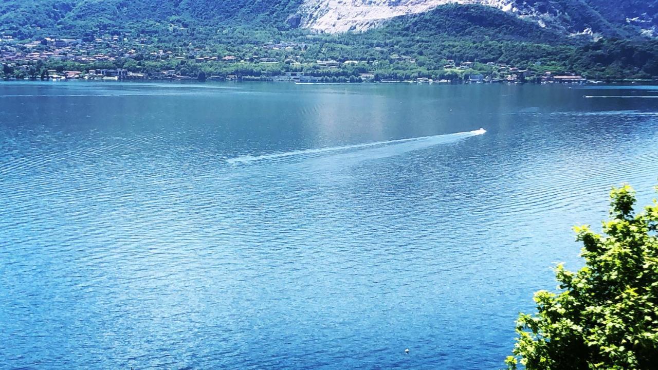 Little Suite Near Lake Verbania Luaran gambar