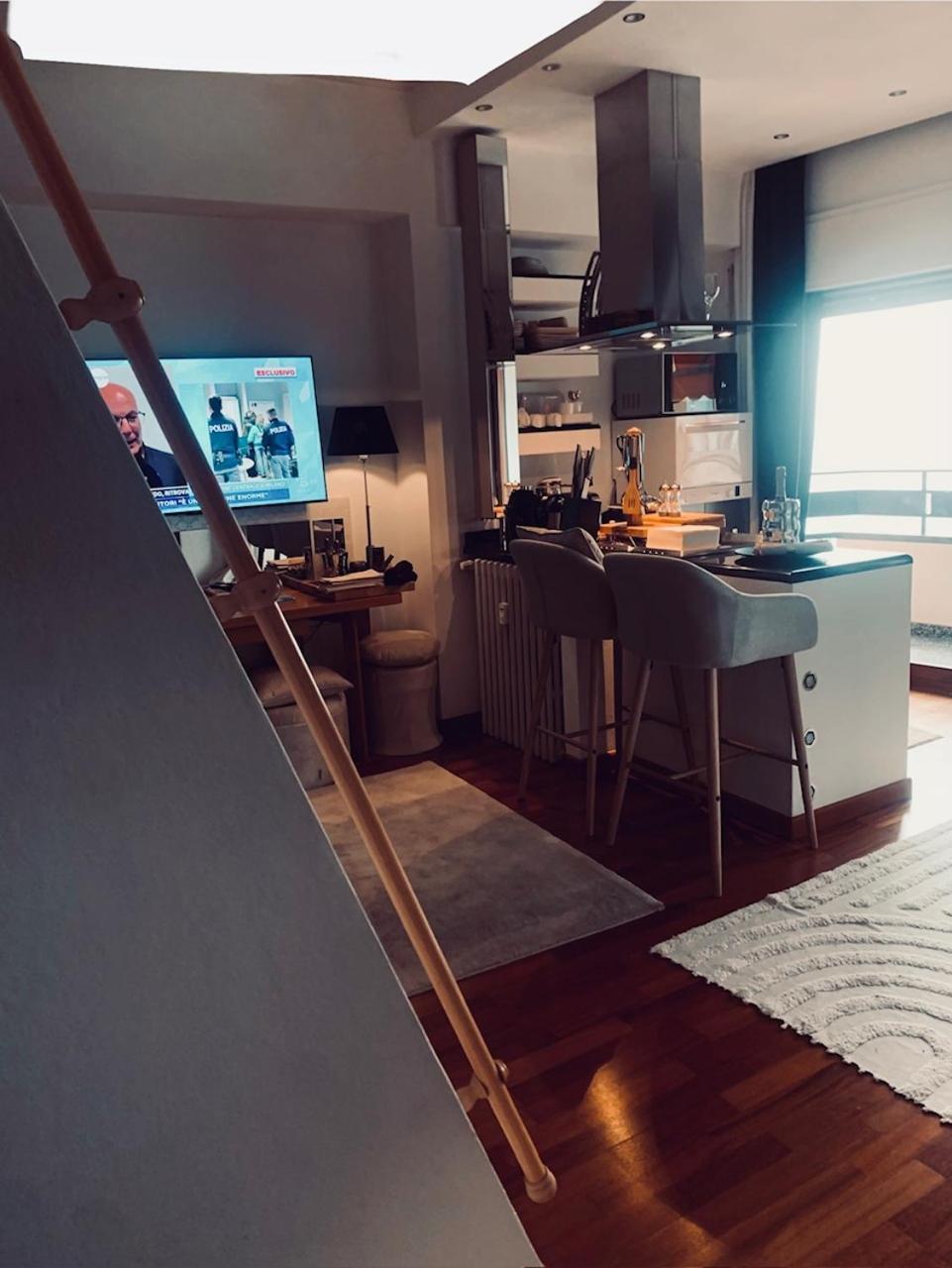 Little Suite Near Lake Verbania Luaran gambar